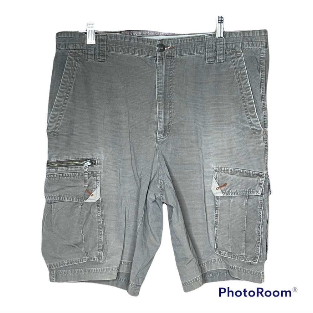Mens Columbia Cargo Brown Shorts Size 36